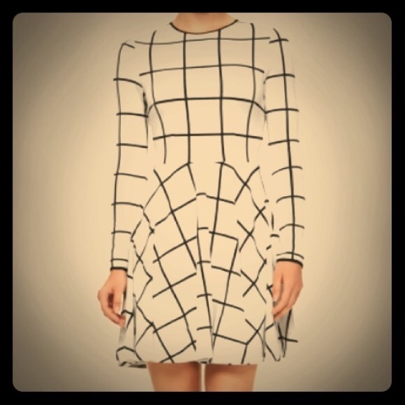 Ali Ro Dresses & Skirts - Ali Ro window panel dress